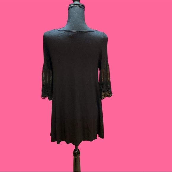 PINKBLUSH SIZE MEDIUM MATERNITY BLACK PULLOVER GENTLY WORN - Picture 2 of 3